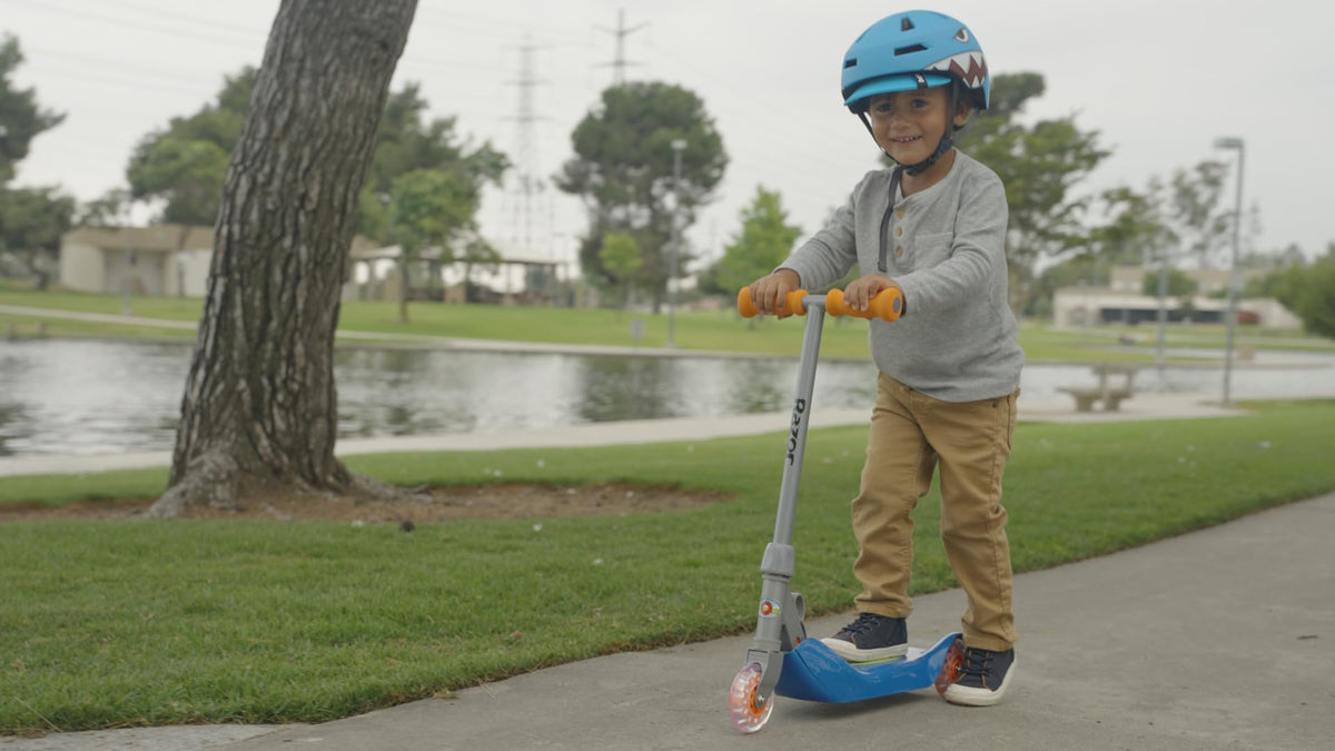 Folding Kiddie Kick Scooter P72158
